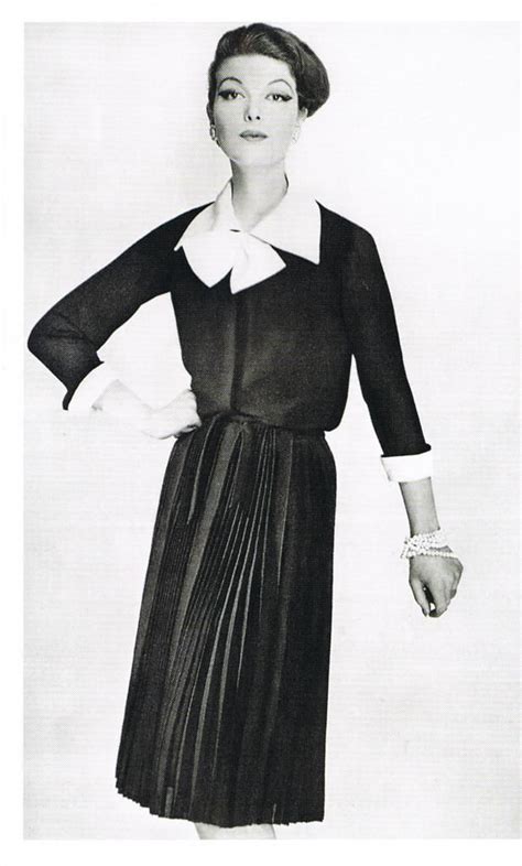 coco chanel 1950 designs|what was coco chanel's inspiration.